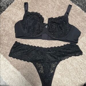 Torrid bra (42C) and panty (size 2 or 18/20) set, black lace EUC!